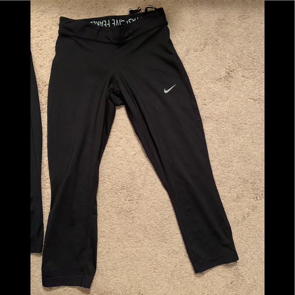 Nike dri-fit cropped leggings